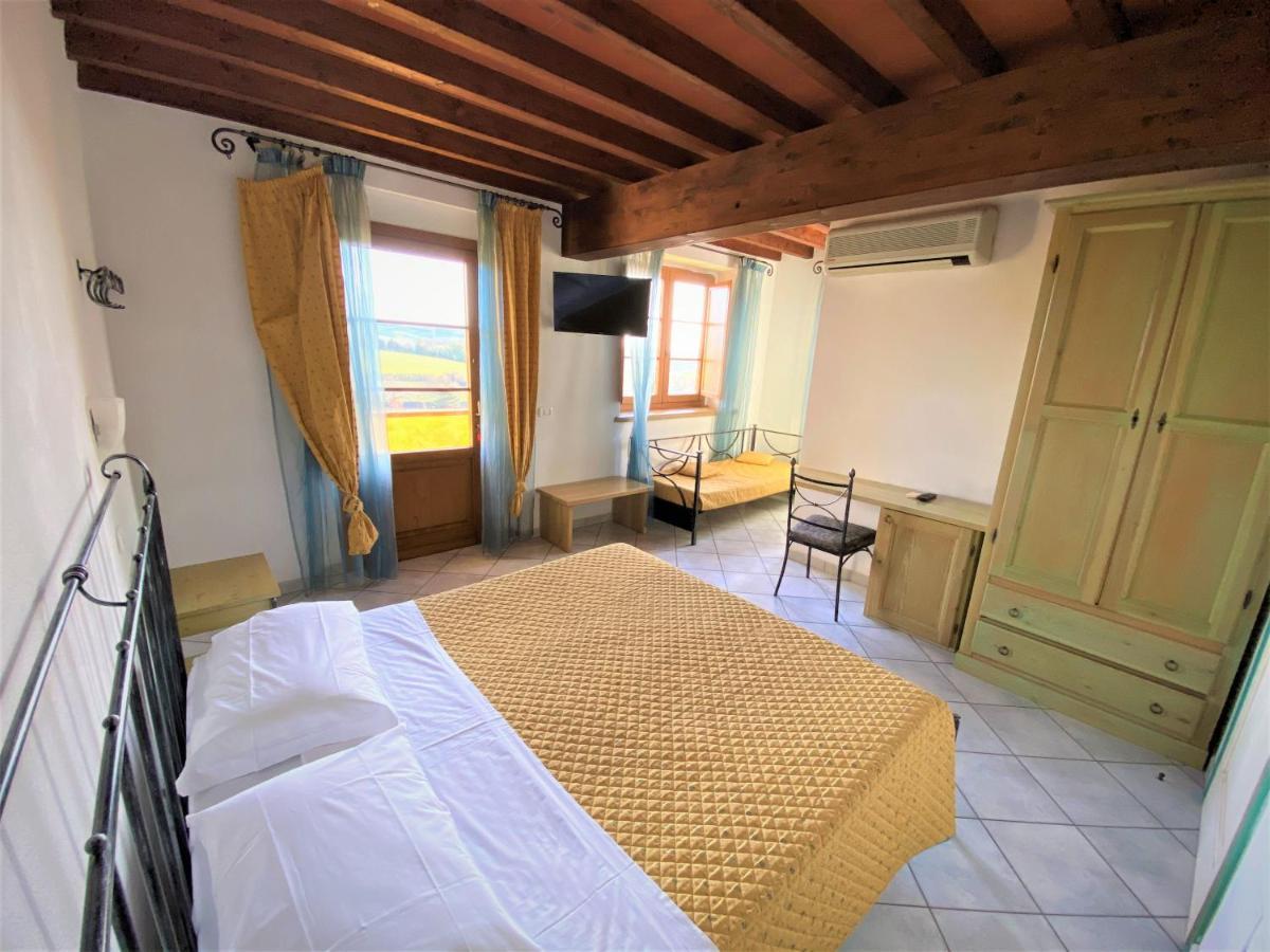 Hotel Tenuta La Lupa 3*